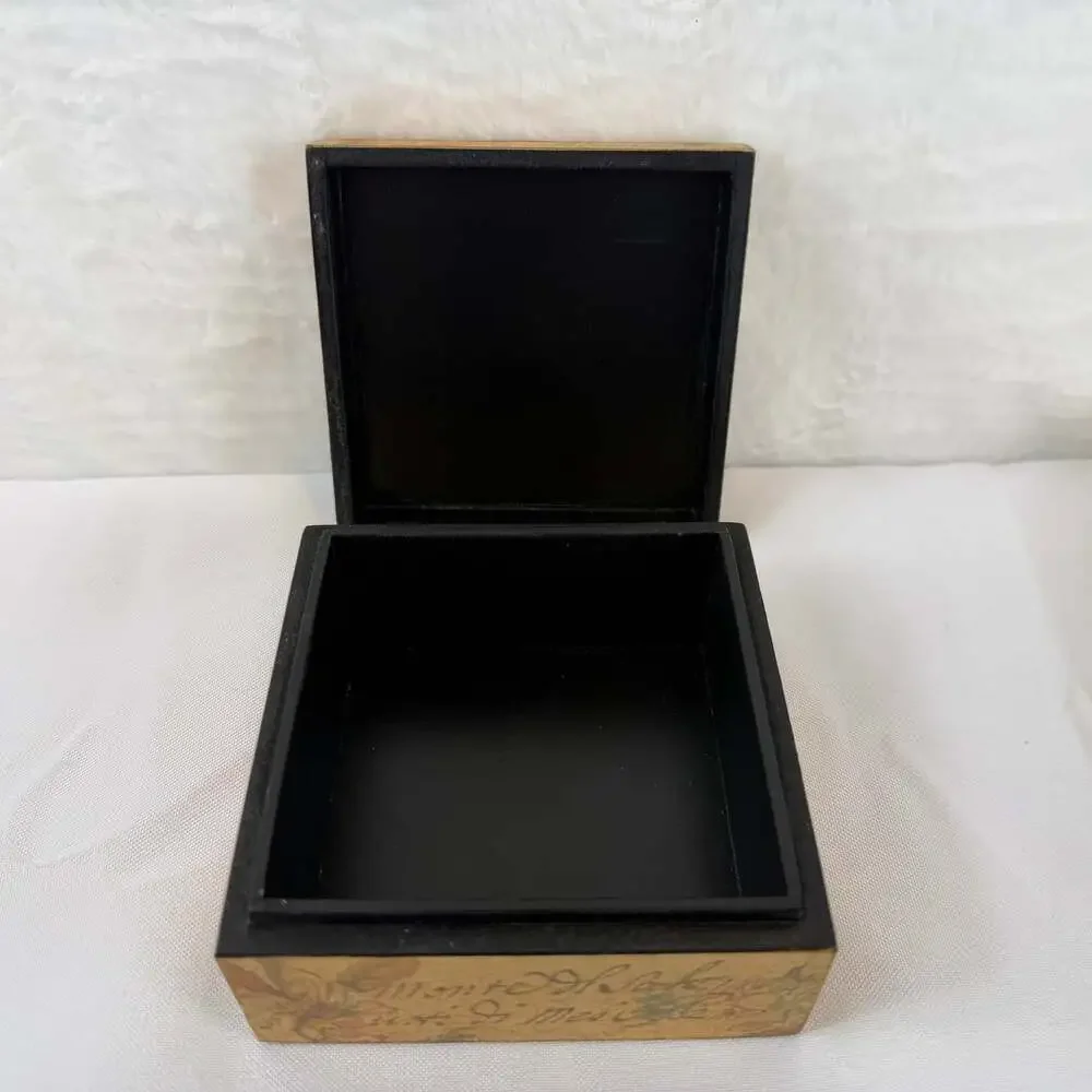 2 small memory keepsake boxes Victorian découpage style floral